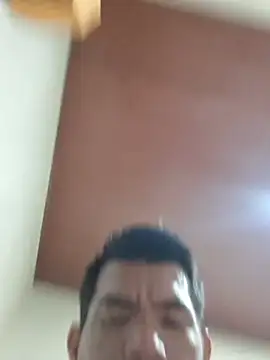 Show modela DanRiveHN na web-kameri