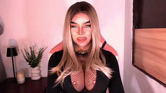 Chat XXX ao vivo de Zandralopez