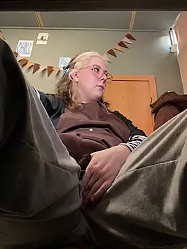 XXX chat uživo modela cinnabon_