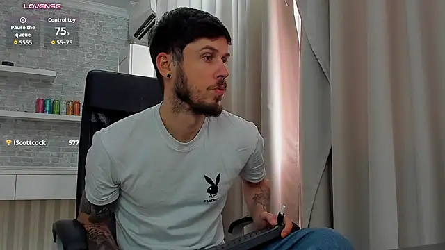 JonahShaw XXX чат на живо