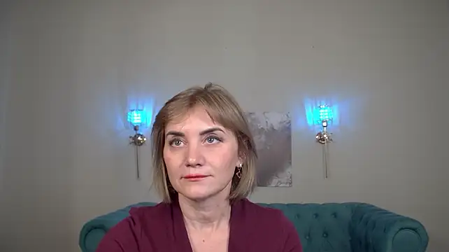 AdeleRocher Chat XXX in diretta