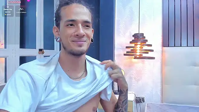 Chat XXX Live Skinny_Mac