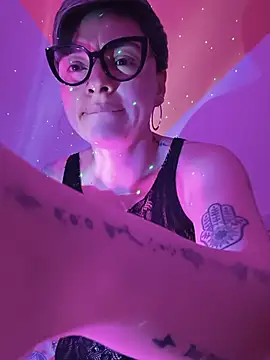 kat_paradise's Live XXX Chat