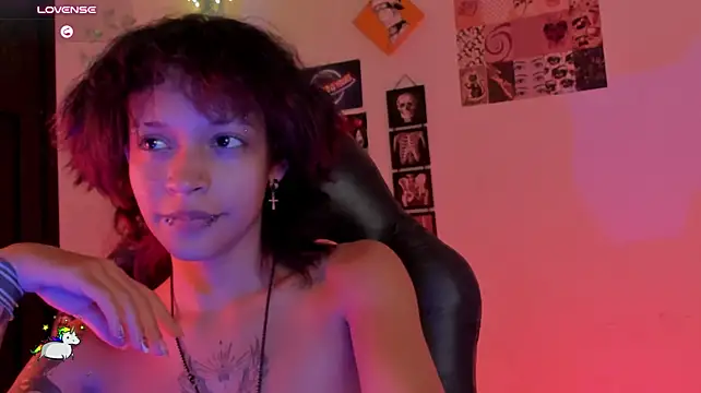 Chat XXX ao vivo de Anny_Kiitty