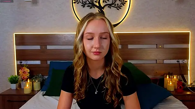 צ'אט XXX בשידור חי של TinaPage