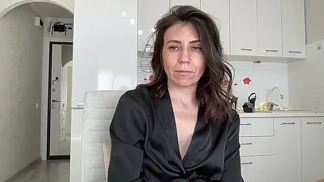 HotyWinter's Live XXX Chat
