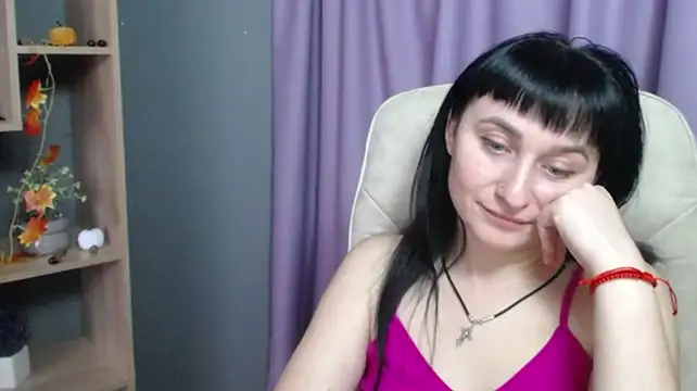 NinaFlawlees Adlı Modelin Canlı XXX Sohbeti