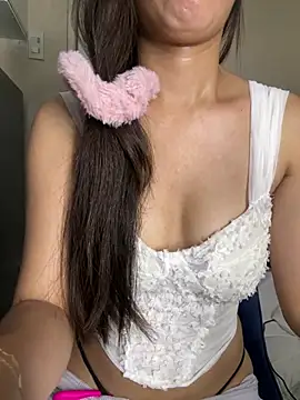 Nhylah11 live XXX chat