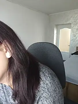 Lady-Nora Chat XXX live
