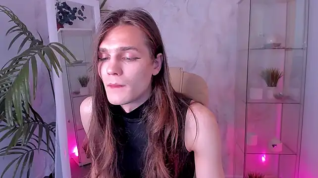 WillFobos Adlı Modelin Canlı XXX Sohbeti