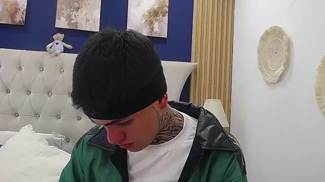 Canili_Hot élő XXX-chatje