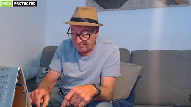 bluedae1 Live XXX-Chat
