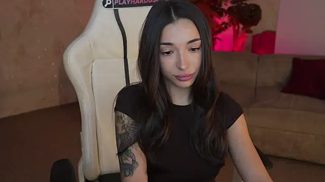 Chat +18 de Jasmine_Flow ao vivo