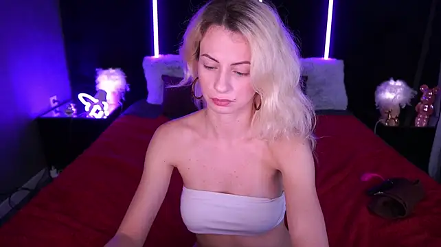Chat +18 de MiaBurkaa ao vivo