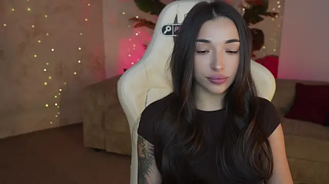 XXX chat uživo modela Jasmine_Flow
