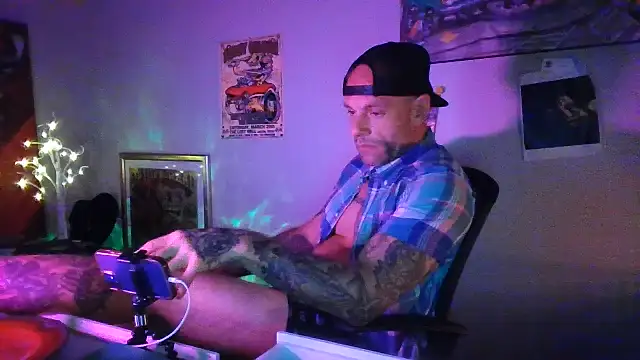 Chat XXX en directo de 2attract