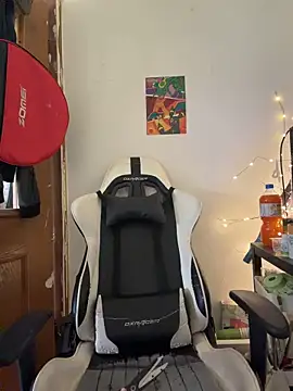 Chat +18 de Rhyumii ao vivo
