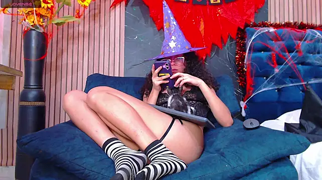honeymoon_12 Live XXX Chat