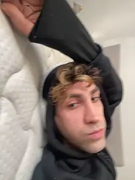 Chat +18 de Arkadeita ao vivo