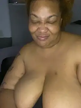 KITTYKATTPUR XXX чат на живо