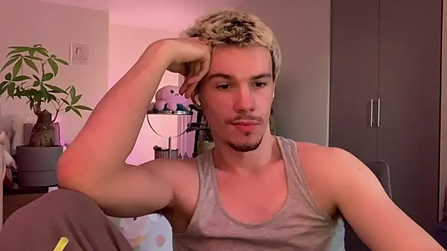 Jeremy1Scottn Live XXX chat