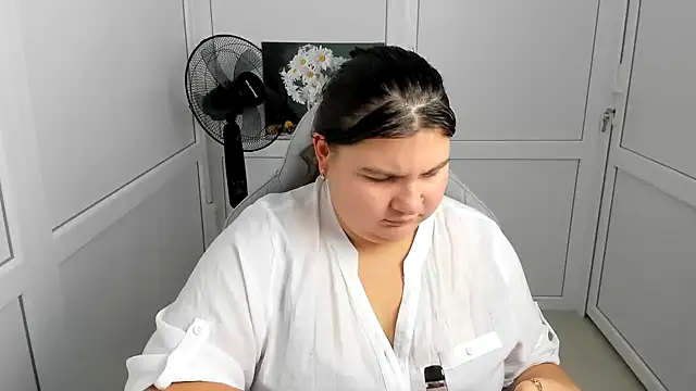 PhoenixFly Live XXX-chat