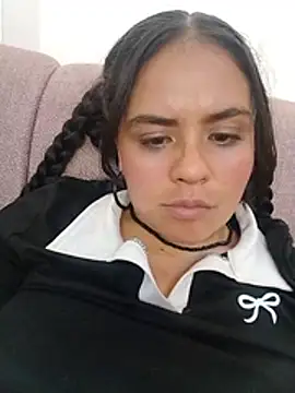 Chat XXX ao vivo de ArielleWilde