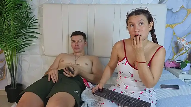 mily_and_mateo live XXX chat