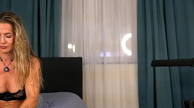 AdelineCarter live XXX chat