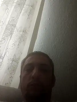cnralcz Adlı Modelin Canlı XXX Sohbeti