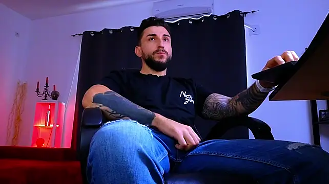 MightyAaron66: απευθείας συνομιλία ΧΧΧ