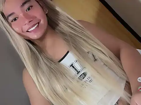 slutty_piinkie Live XXX Chat