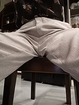Emma_Linh 现场XXX聊天