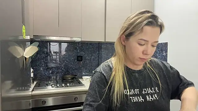 Chat XXX en directo de alyrasun