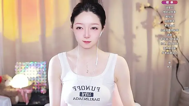 Zoe-99's Live XXX Chat