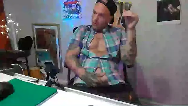 2attract's Live XXX Chat
