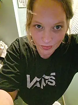 Chat XXX en directo de CharleeTate