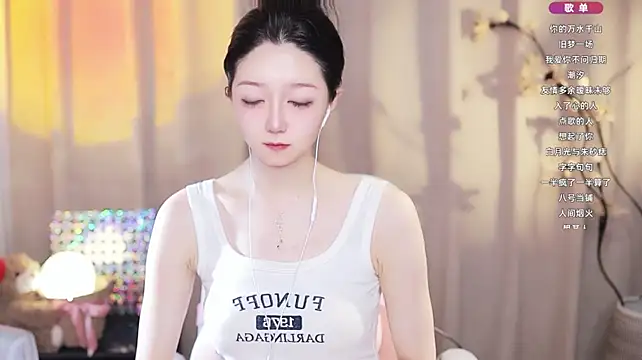 XXX chat uživo modela Zoe-99