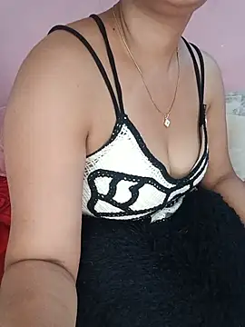 Marathi_Ashu1 Adlı Modelin Canlı XXX Sohbeti