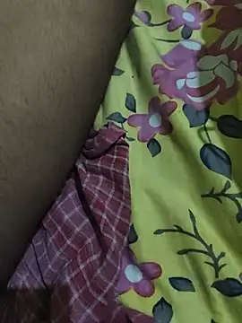 Romantic_boy00 webcam show