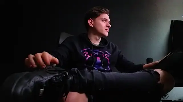 FelixStarkk's Live XXX Chat