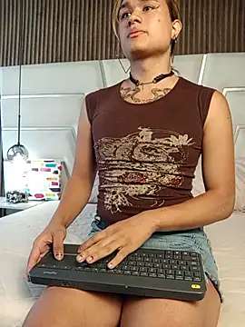 Show de webcam de Lilit_doll_