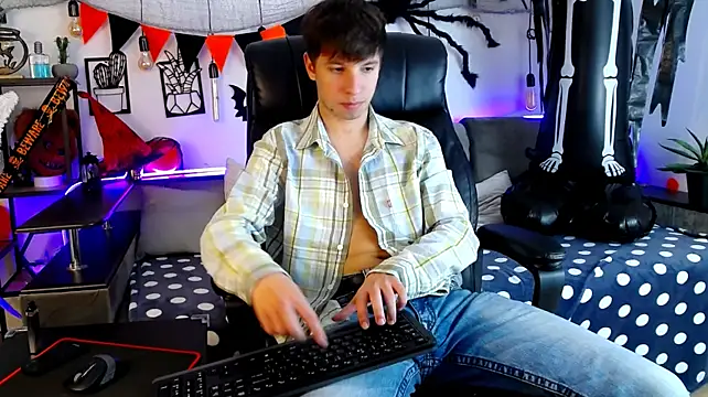 Онлайн чат XXX ThomasEdisonn