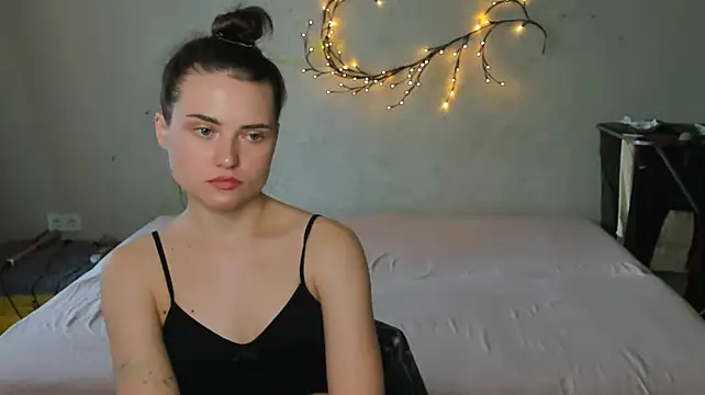 Jessy_lil: απευθείας συνομιλία ΧΧΧ