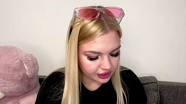 LorriHeppeard – Live XXX-chat