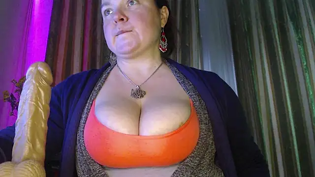 amorelara's Live XXX Chat