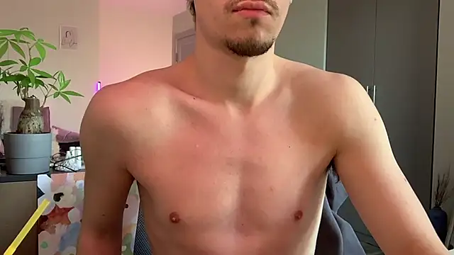 Jeremy1Scott Chat XXX live