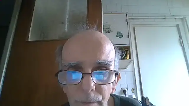 mariusica1@xh Chat XXX live