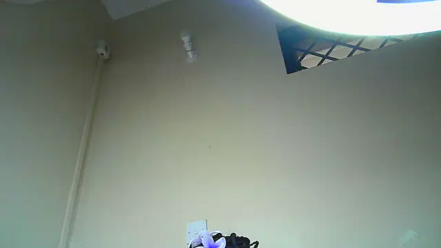 Qute_nimple élő XXX-chatje