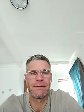 Chat +18 de Gorgo2go2 ao vivo